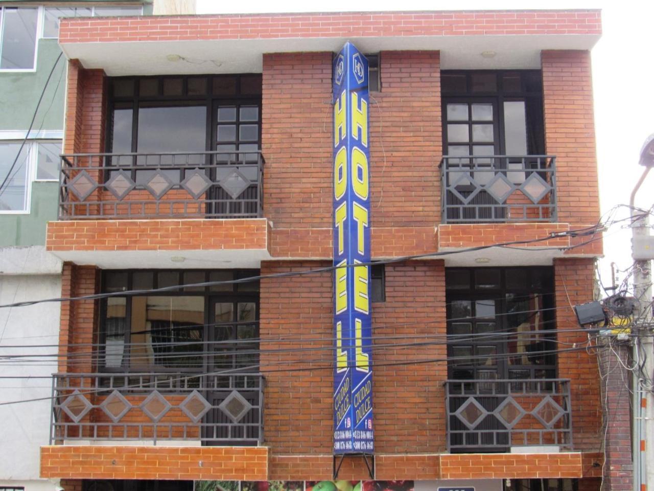 Hotel Ciudad Dulce Моникира Экстерьер фото