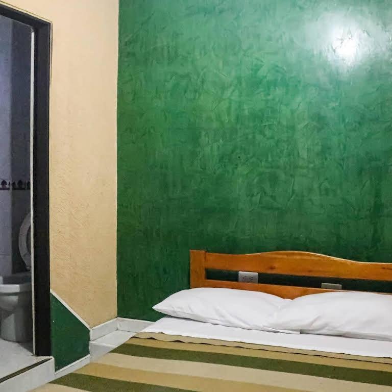 Hotel Ciudad Dulce Моникира Экстерьер фото
