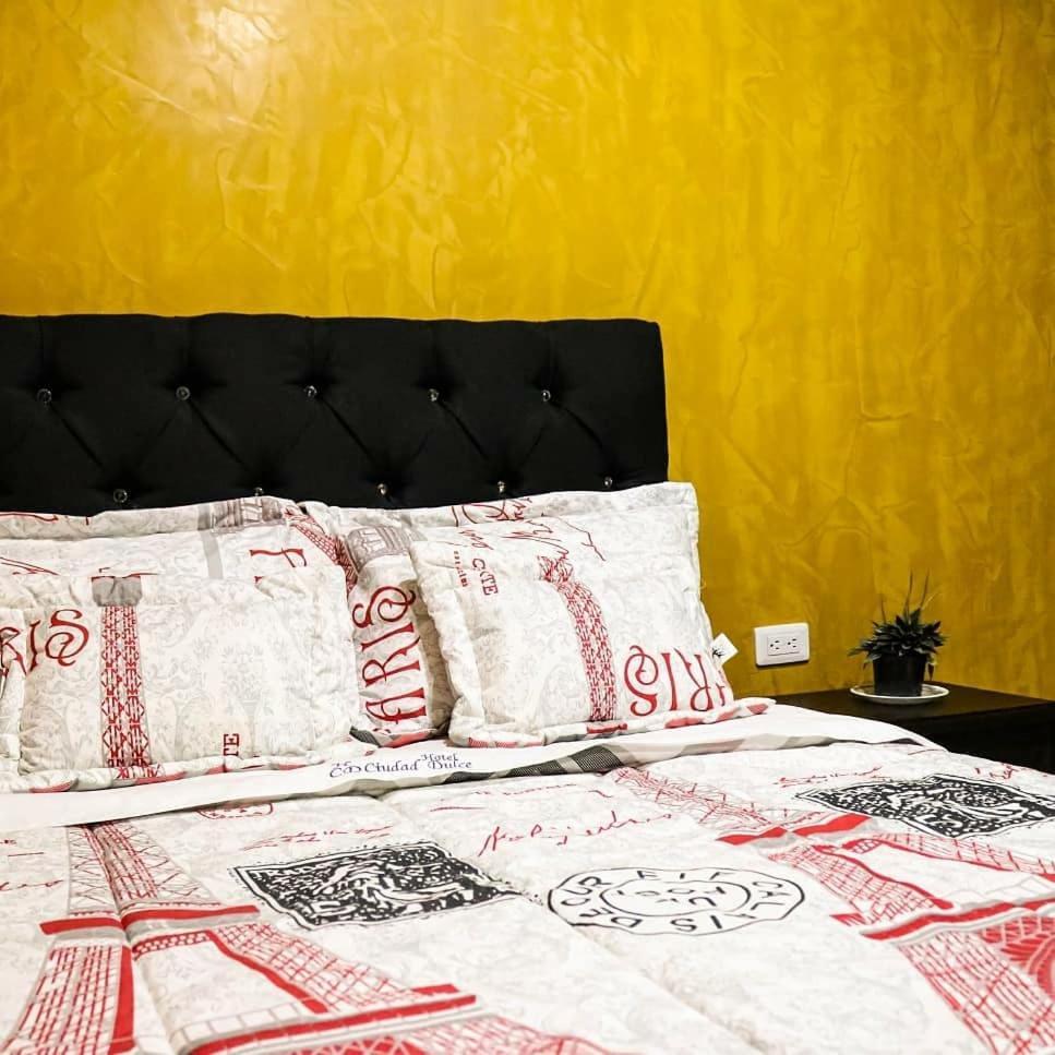 Hotel Ciudad Dulce Моникира Экстерьер фото